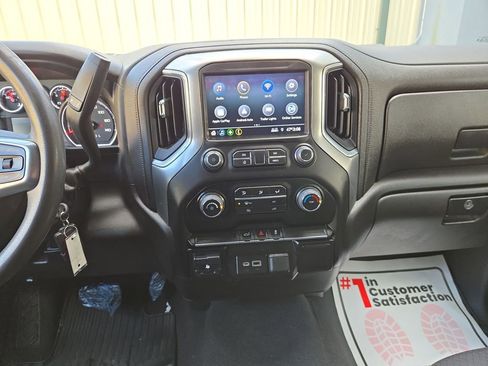 Used 2022 Chevrolet Silverado 2500 LT image 22