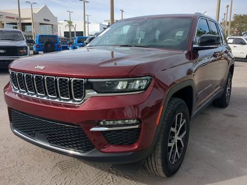 Used 2024 Jeep Grand Cherokee Limited image 9