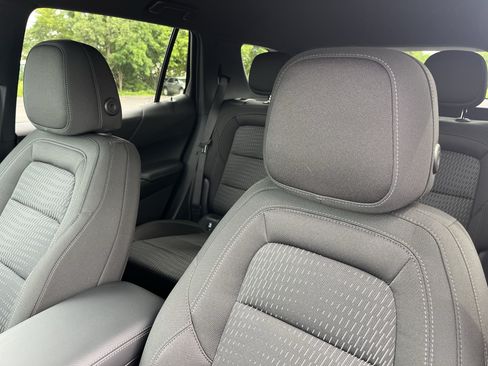 New 2027 Chevrolet Equinox LT AWD/4WD image 40