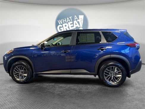 Used 2023 Nissan Rogue S image 7