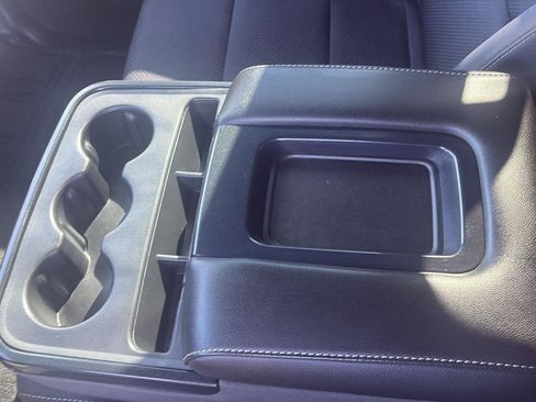 Used 2018 Chevrolet Silverado 1500 LT w/ All Star Edition RWD image 17