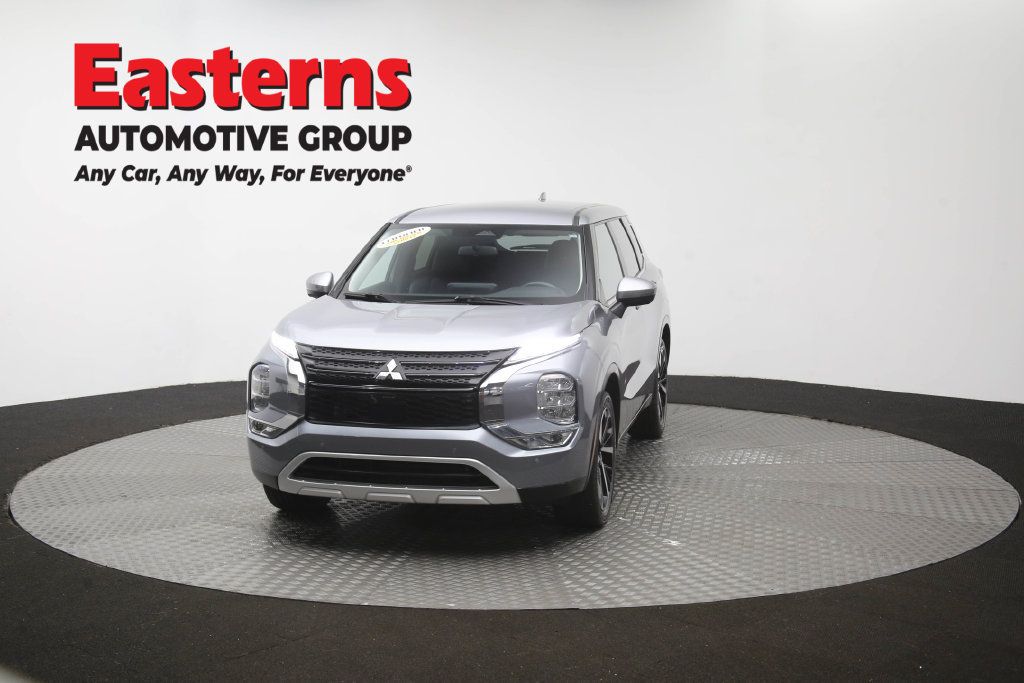 Used 2024 Mitsubishi Outlander SE FWD image 54