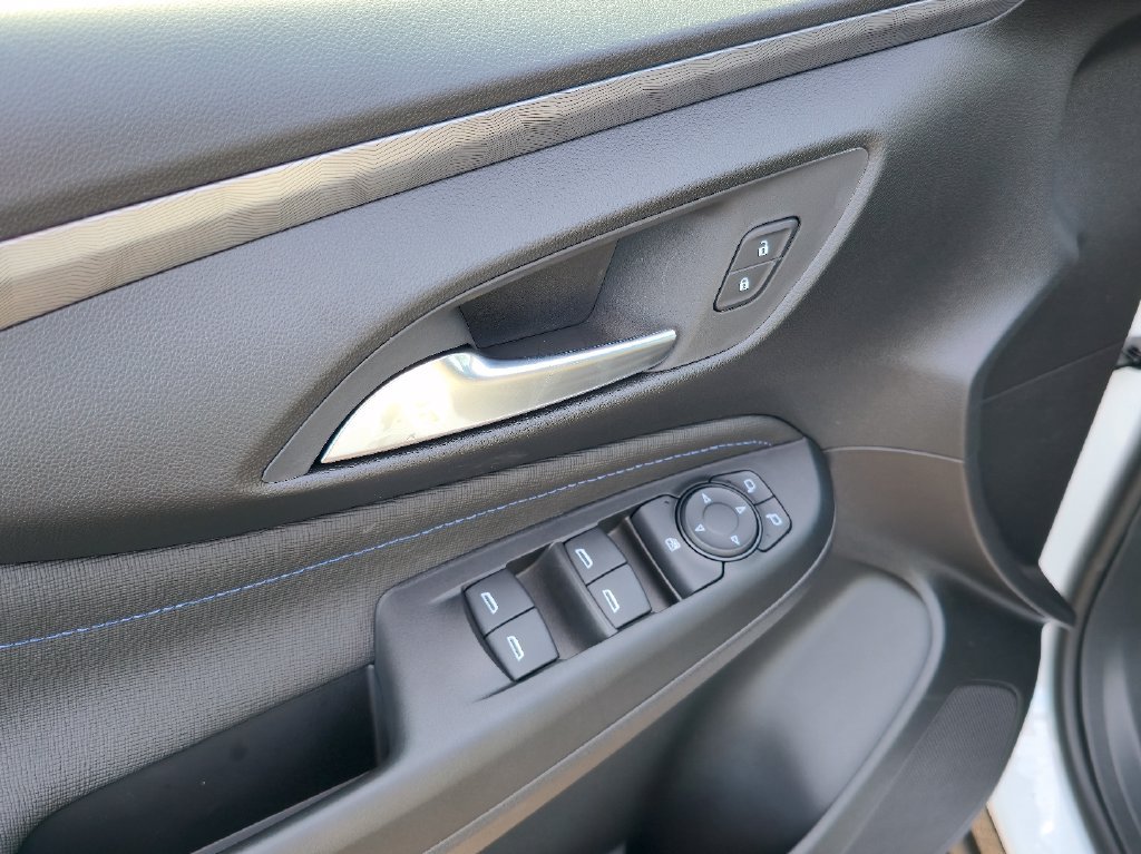 New 2026 Buick Envista Sport Touring w/ Convenience I Package FWD image 19