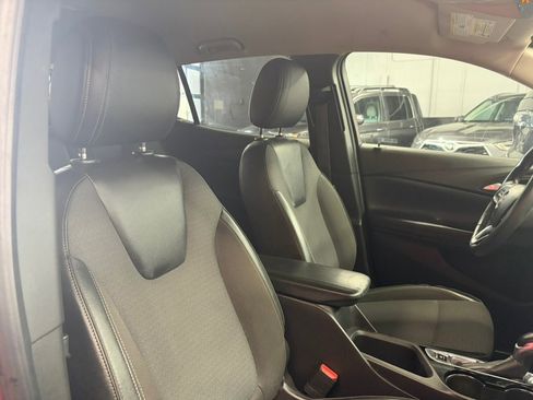 Used 2021 Buick Encore GX Preferred w/ Cold Weather Comfort Package image 21
