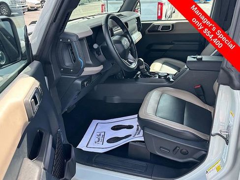 Used 2024 Ford Bronco Wildtrak image 14