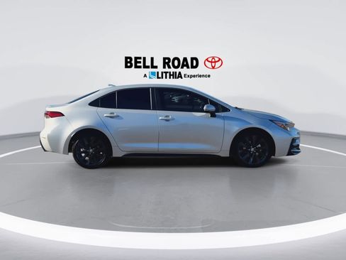 Certified 2025 Toyota Corolla SE image 9