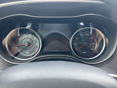 Used 2022 Dodge Charger SXT AWD/4WD image 10