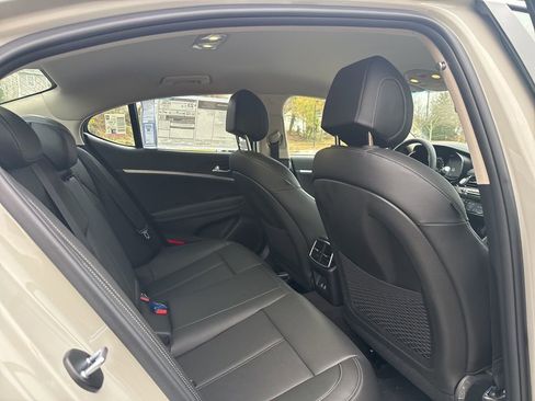 New 2026 Genesis G70 2.5T image 31