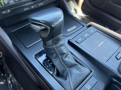 Used 2021 Lexus ES 350 w/ Premium Package image 23