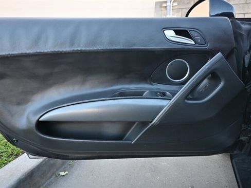 Used 2008 Audi R8 V8 image 11