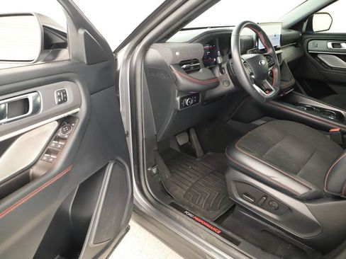 Used 2025 Ford Explorer ST AWD/4WD image 14