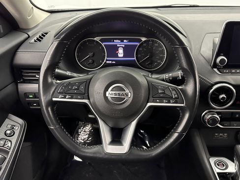 Used 2022 Nissan Sentra SV image 24