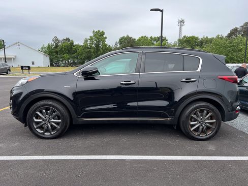 Used 2020 Kia Sportage S w/ S Premium Package AWD/4WD image 2