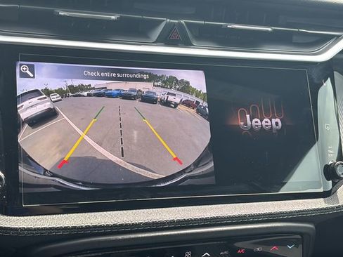 New 2026 Jeep Cherokee Laredo AWD/4WD image 19