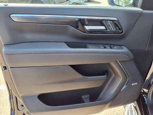 New 2026 Chevrolet Suburban RST w/ Comfort Package AWD/4WD image 12