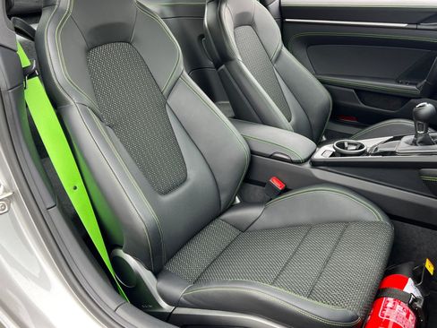 Certified 2024 Porsche 911 Carrera T RWD image 18