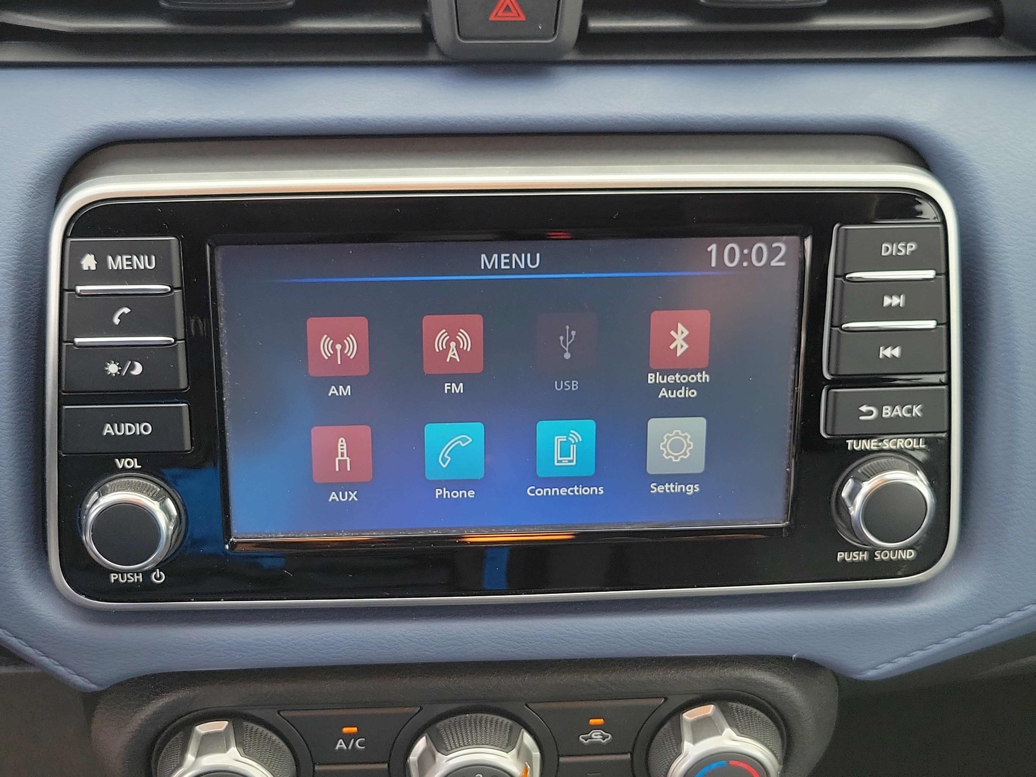 Used 2024 Nissan Versa SV FWD image 14