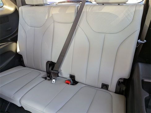 Used 2025 Hyundai Palisade SEL image 30