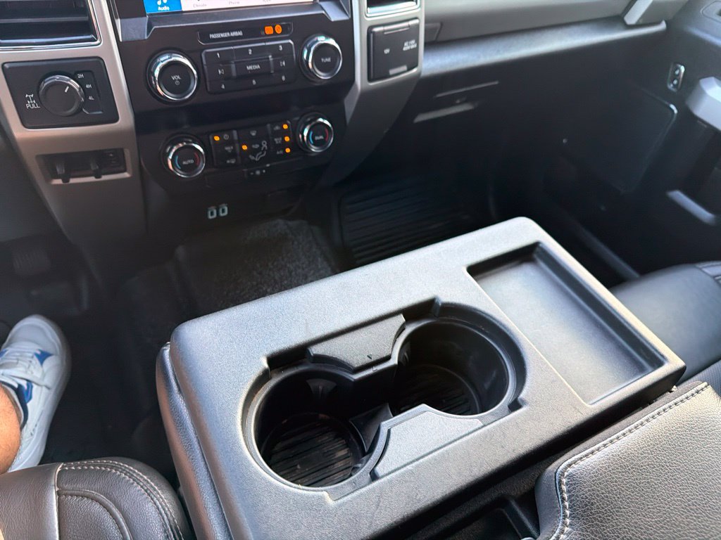 Used 2019 Ford F250 Lariat w/ FX4 Off-Road Package AWD/4WD image 23