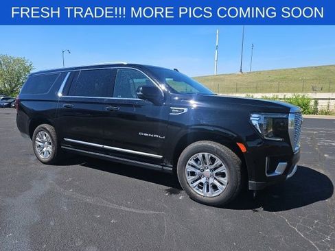 Used 2022 GMC Yukon XL Denali image 8
