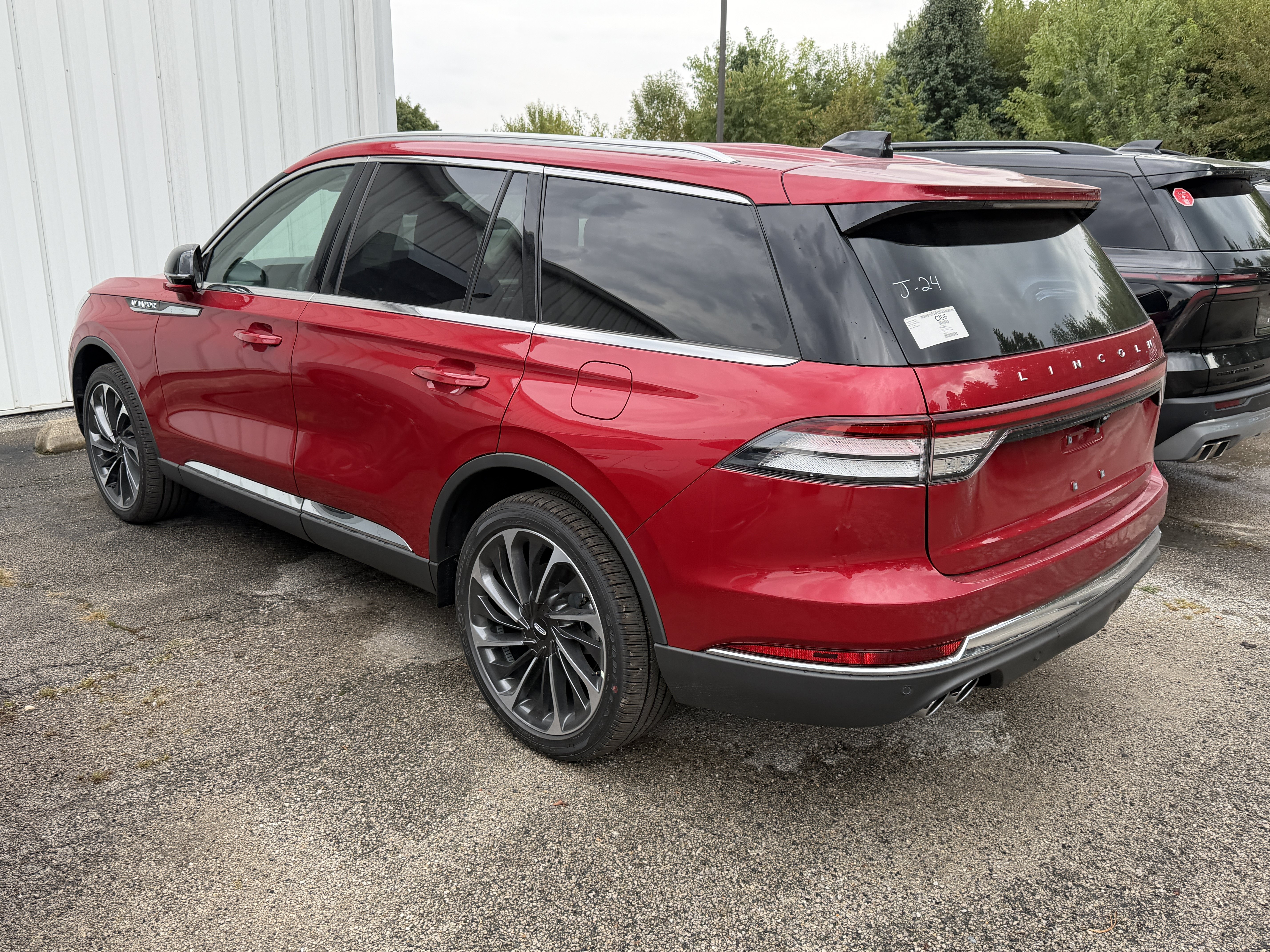 New 2026 Lincoln Aviator Reserve AWD/4WD image 9