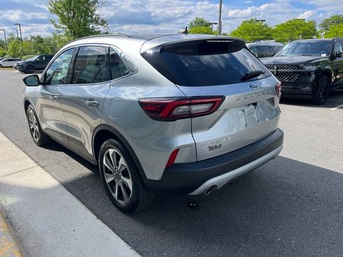 Used 2023 Ford Escape Platinum w/ Premium Technology Package AWD/4WD image 6