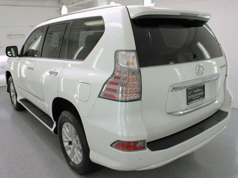 Used 2016 Lexus GX 460 w/ Premium Package AWD/4WD image 7