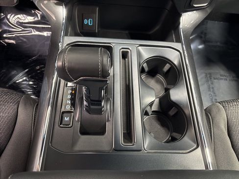 Used 2022 Ford F150 XLT w/ Equipment Group 302A High AWD/4WD image 25