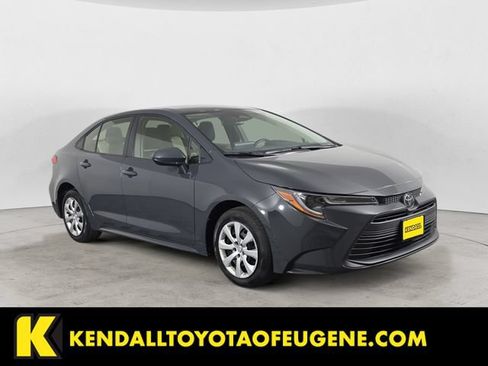 Certified 2025 Toyota Corolla LE FWD image 7
