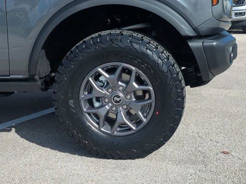 New 2025 Ford Bronco Badlands image 11