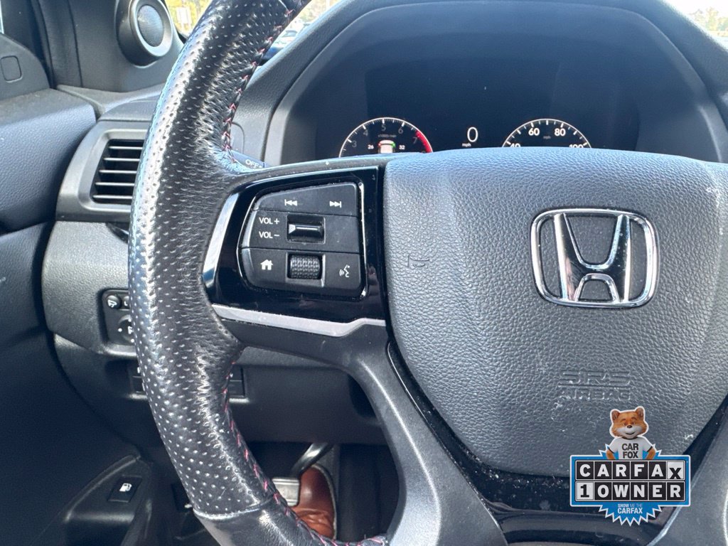 Used 2025 Honda Ridgeline Black Edition image 17