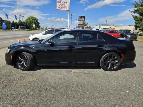 Used 2021 Chrysler 300 S RWD image 2