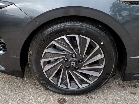 New 2025 Hyundai Sonata SEL image 11