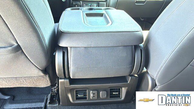 Used 2021 Chevrolet Silverado 1500 LT w/ Texas Edition Plus AWD/4WD image 12