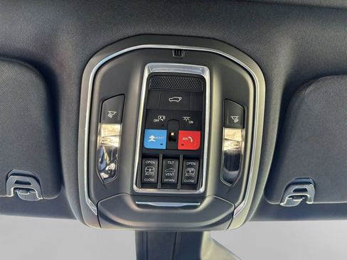 New 2025 Jeep Wagoneer Series II w/ Convenience Group I image 36