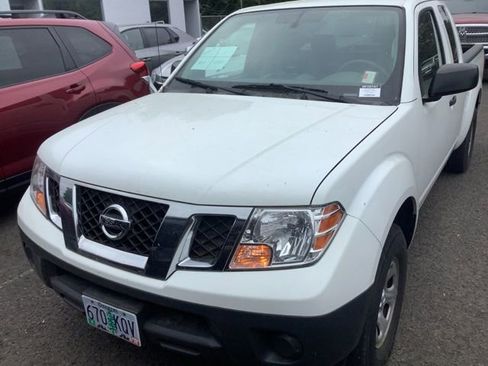 Used 2014 Nissan Frontier S RWD image 1