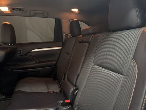 Used 2015 Toyota Highlander Plus image 21