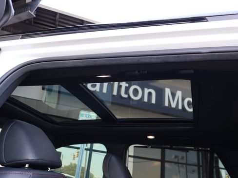 Used 2025 Honda Pilot Black Edition image 15