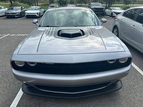 Used 2016 Dodge Challenger R/T Scat Pack RWD image 8