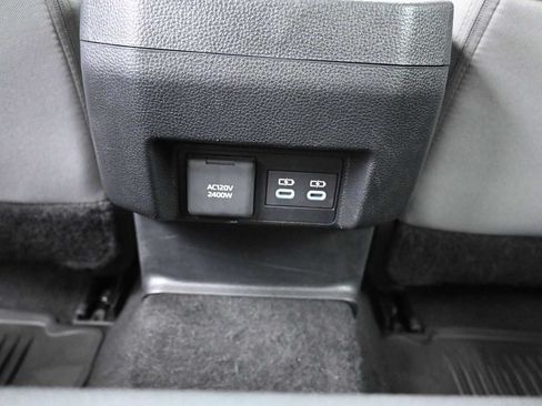 Used 2025 Toyota Tacoma TRD Off-Road AWD/4WD image 14