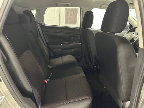 Used 2019 Mitsubishi Outlander Sport ES AWD/4WD image 47