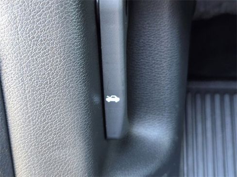 New 2025 Kia Telluride S image 15