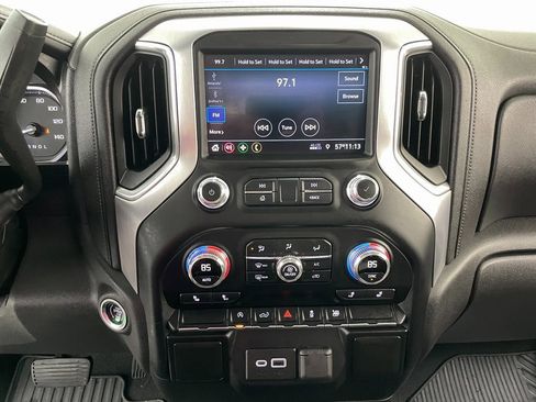 Certified 2020 GMC Sierra 1500 SLE w/ SLE Value Package image 32