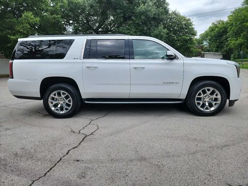 Used 2020 GMC Yukon XL SLE w/ SLE Value Package RWD image 10
