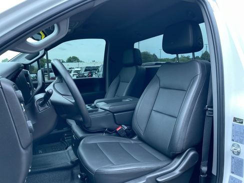 Used 2025 Chevrolet Silverado 2500 W/T w/ Snow Plow Prep/Camper Package AWD/4WD image 18