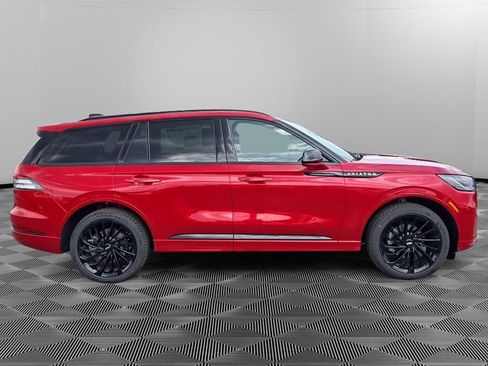 New 2026 Lincoln Aviator Reserve AWD/4WD image 8