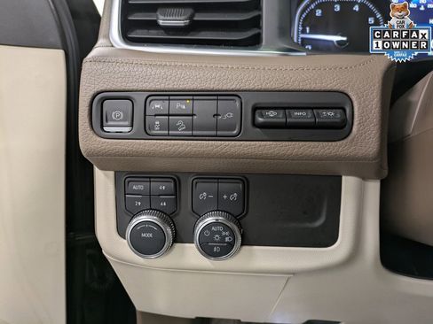 Used 2021 GMC Yukon Denali AWD/4WD image 19