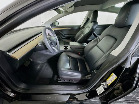 Used 2021 Tesla Model 3 Standard Range Plus image 13