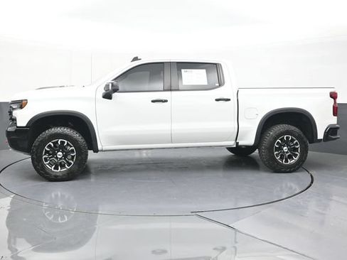 Used 2024 Chevrolet Silverado 1500 ZR2 w/ Technology Package AWD/4WD image 8