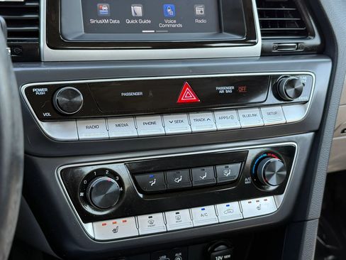 Used 2018 Hyundai Sonata SEL w/ Tech Package 02 image 31